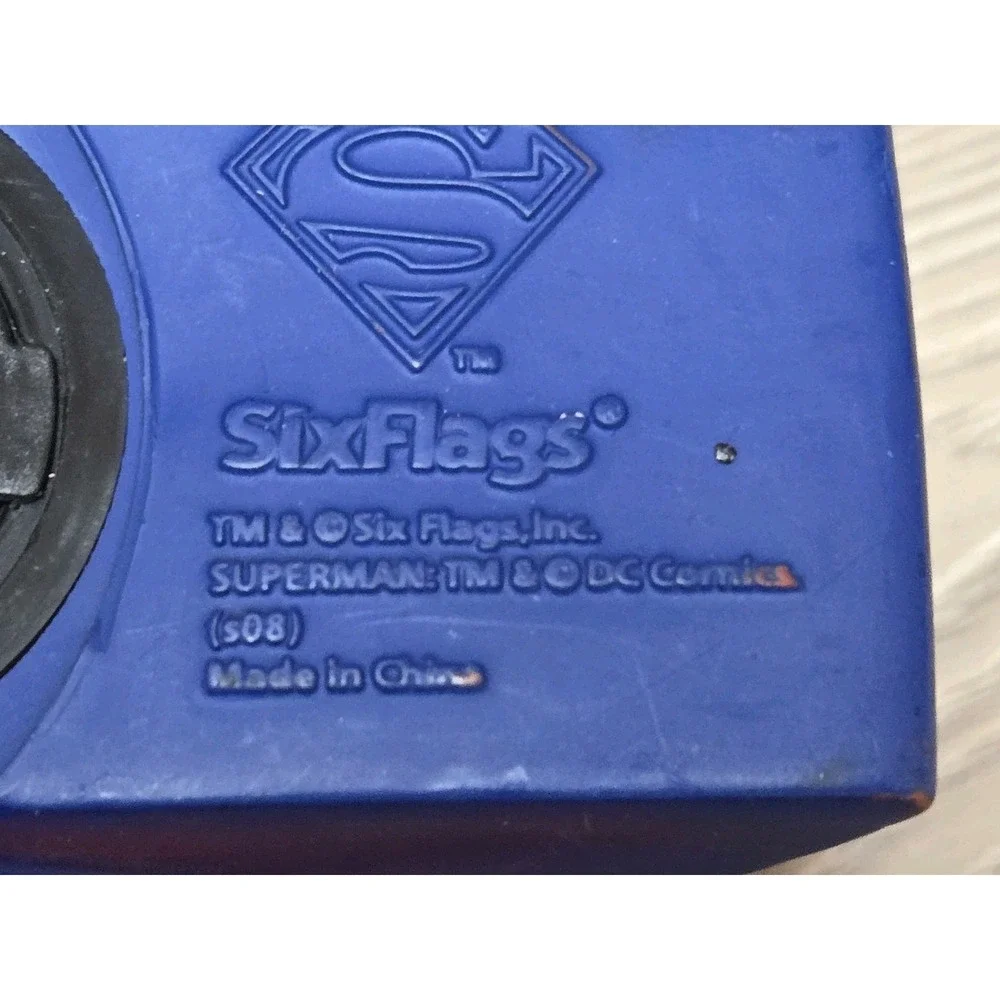 Superman‎ Bank Six Flags RARE Logo PVC Plastic DC Comics Souviner